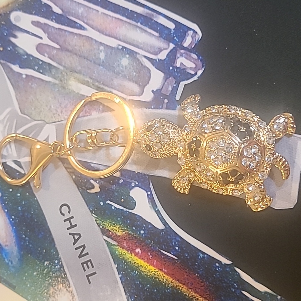 Gold Turtle Keychain